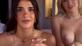 Audrey Holt with Arikytsya new Lesbian Sextape by Onlyfans